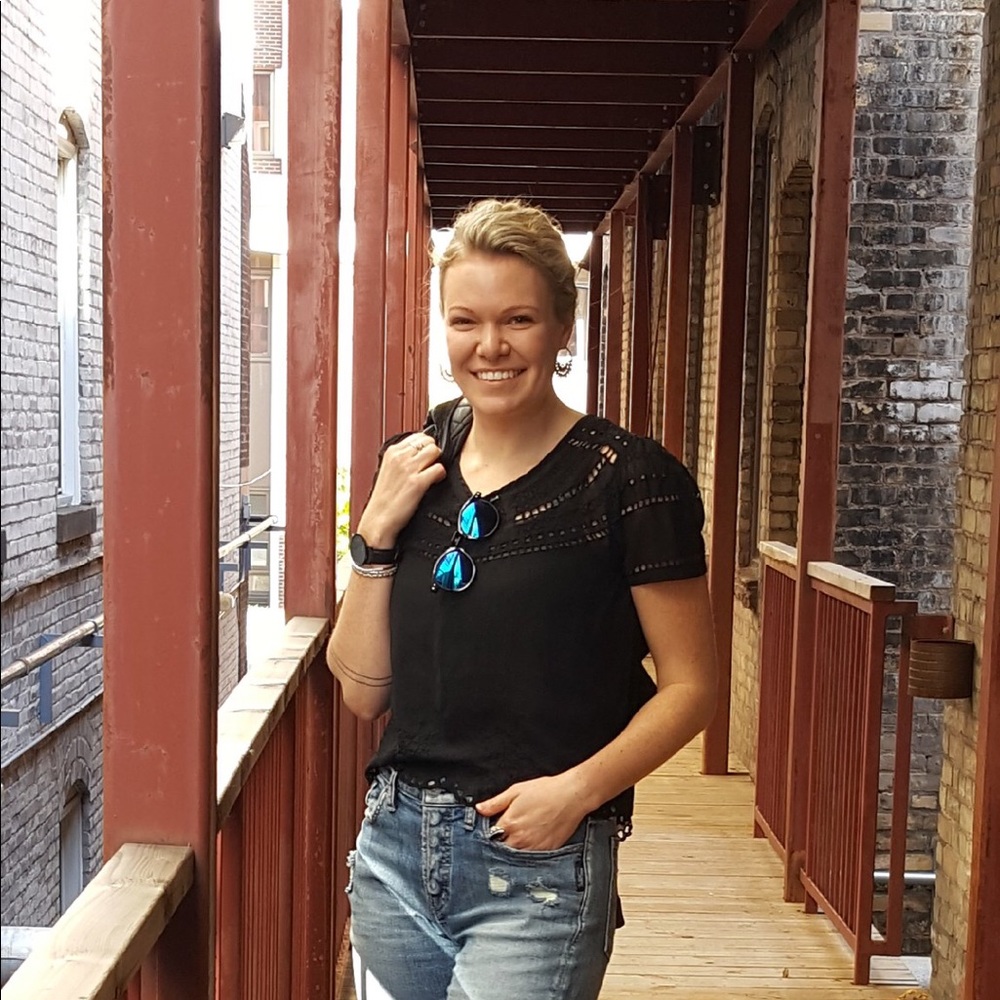 Meet your Posher, Maddy
